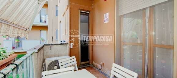 3-salle Appartement à Pavia, Italy No. 298118 9