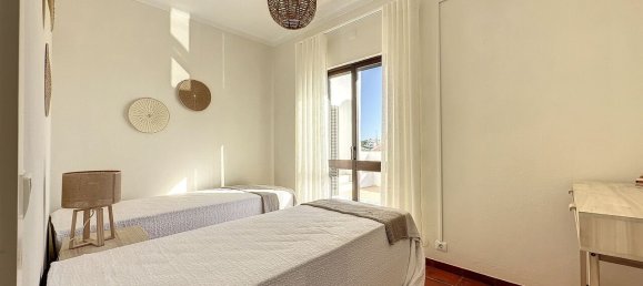 5 bedrooms House in Guia, Portugal No. 56278 30