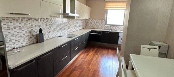 Квартира с 4 спальнями в Насиминский район, Азербайджан № 2239 17