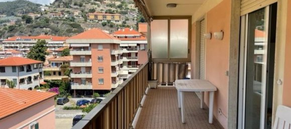 2-salle Penthouse à Ventimiglia, Italy No. 101522 4