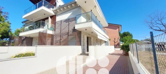 3 rooms Apartment in Cervia, Italy No. 228937 2