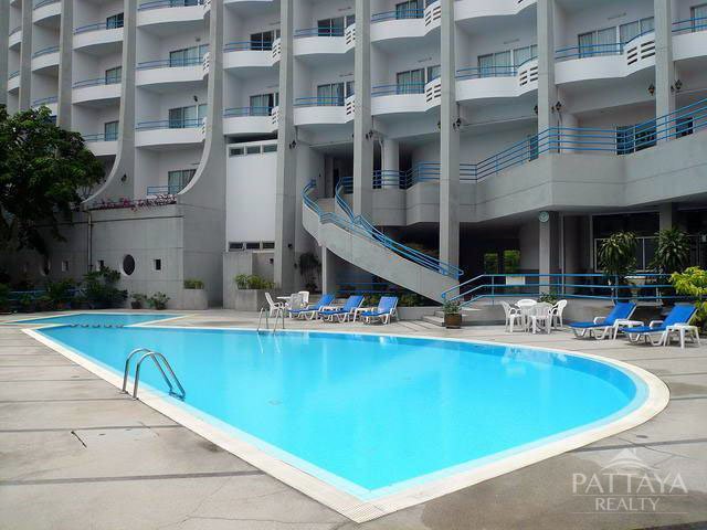 2 bedrooms Condo in Pattaya, Thailand No. 643