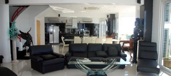 2 bedrooms Condo in Pattaya, Thailand No. 643 23