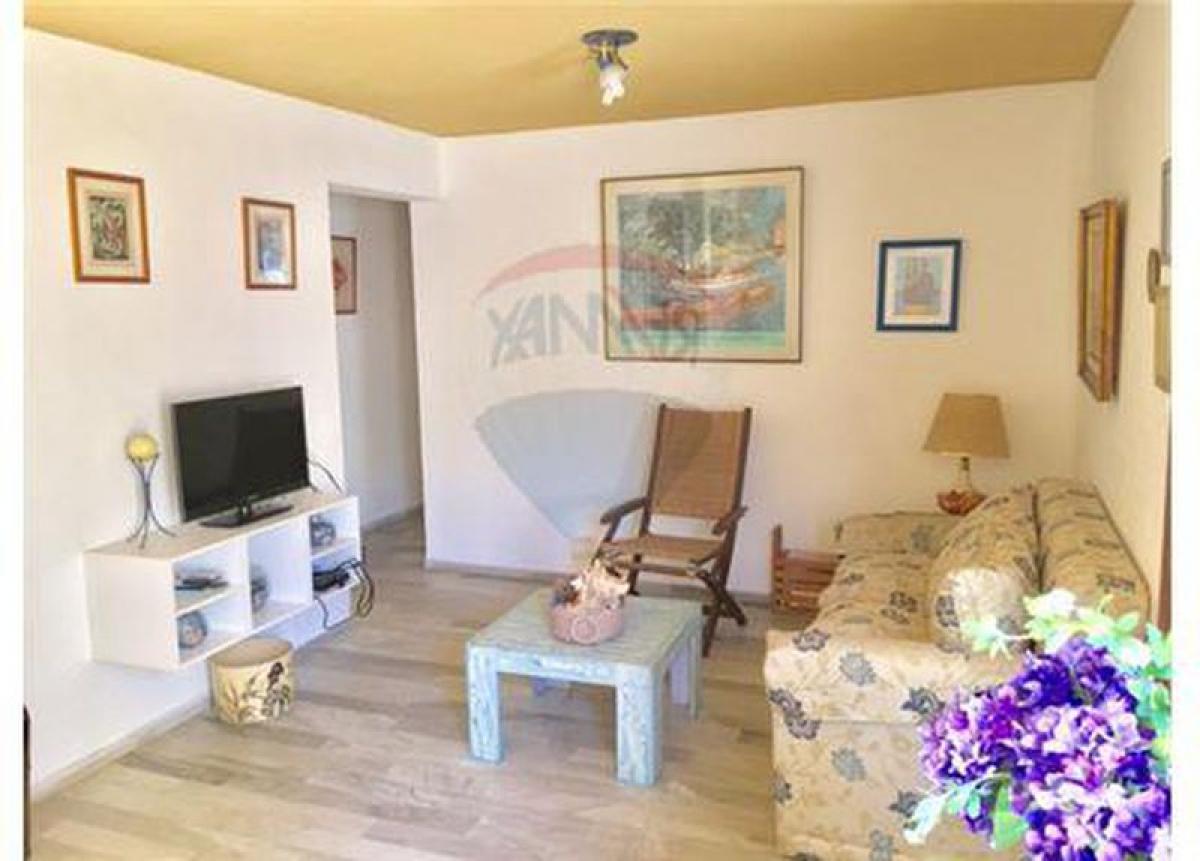 4 bedrooms Apartment in Punta del Este, Uruguay No. 1325