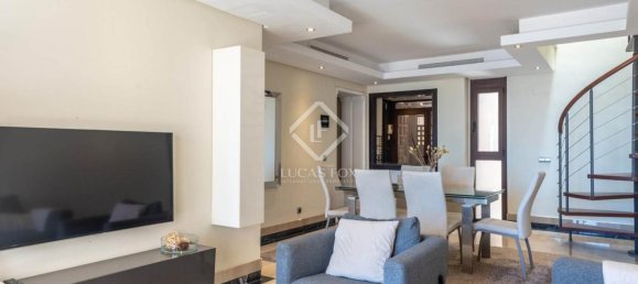 2 Schlafzimmer Penthouse in Estepona, Spain, Nr. 53074 3