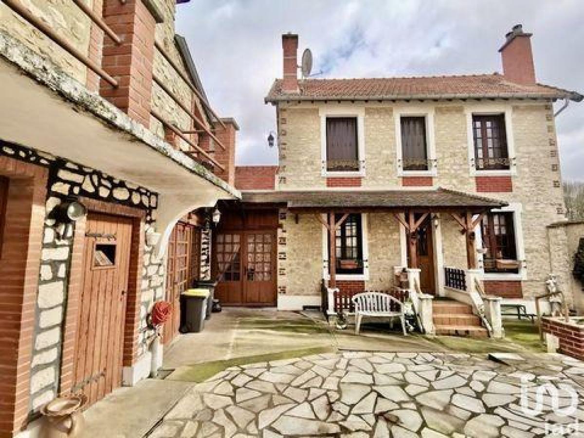 7 bedrooms House in Vernouillet, France No. 28789