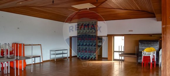 Gebäude in Oliveira de Azemeis, Portugal 1940m², Nr. 63018 13