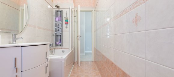 3 Schlafzimmer Wohnung in Milan, Italy, Nr. 338147 27