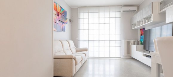 3 Schlafzimmer Wohnung in Milan, Italy, Nr. 338147 2