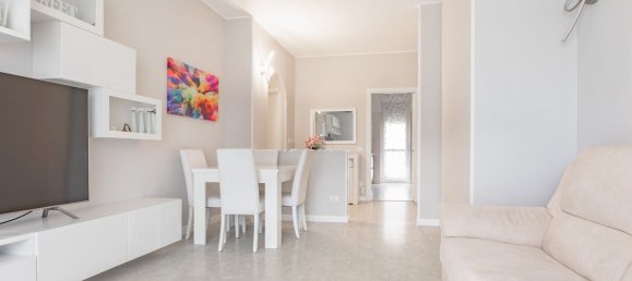 3 Schlafzimmer Wohnung in Milan, Italy, Nr. 338147 6