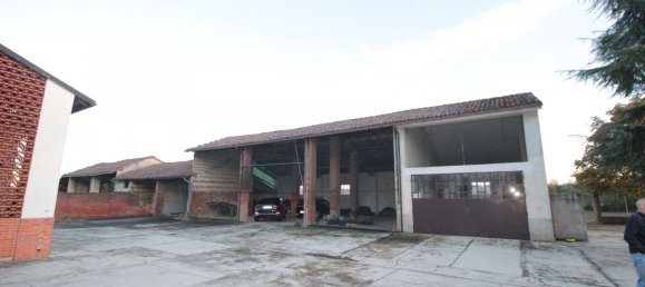 Casa de 6 divisões em Conzano, Italy N.º 223300 50