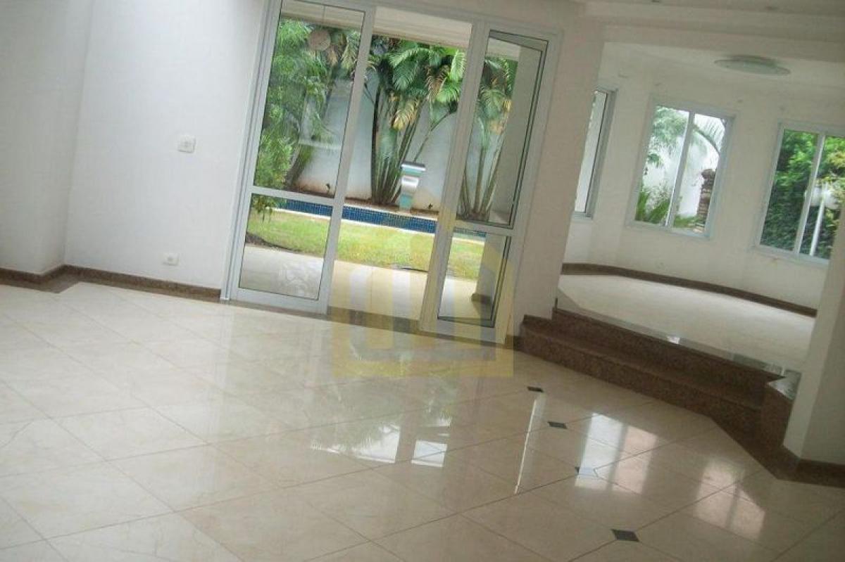 3 bedrooms House in Sao Paulo, Brazil No. 445522