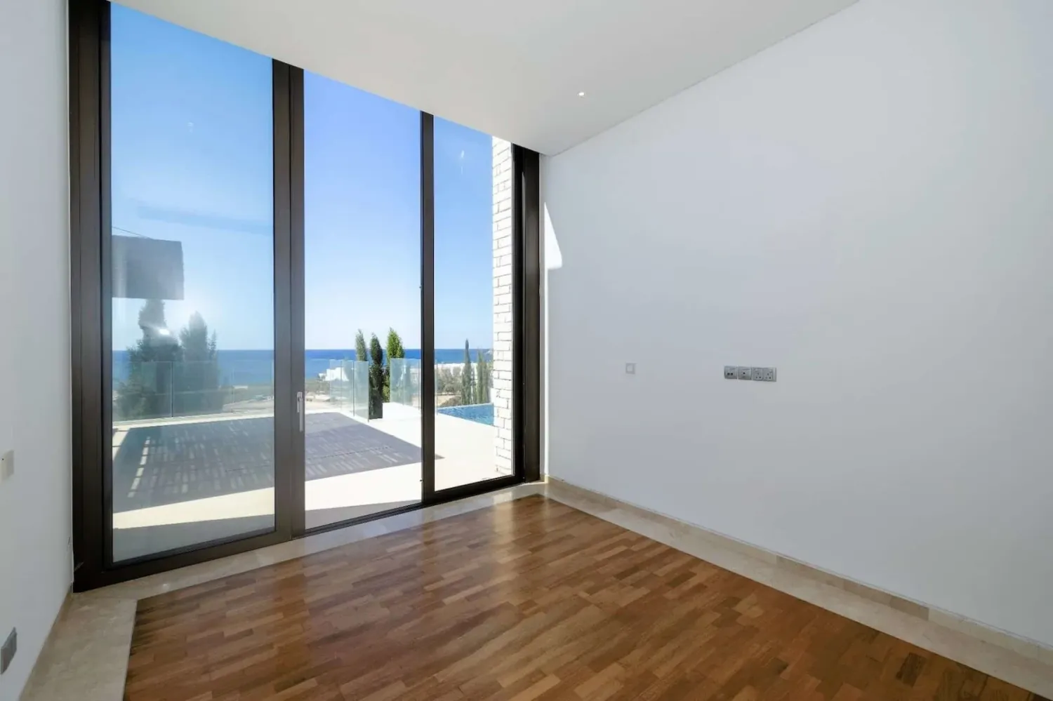  فندق في Dali, Cyprus 9820متر مربع رقم 24443