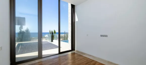 5 dormitorios villa en venta en Paphos, Cyprus № 24443 2