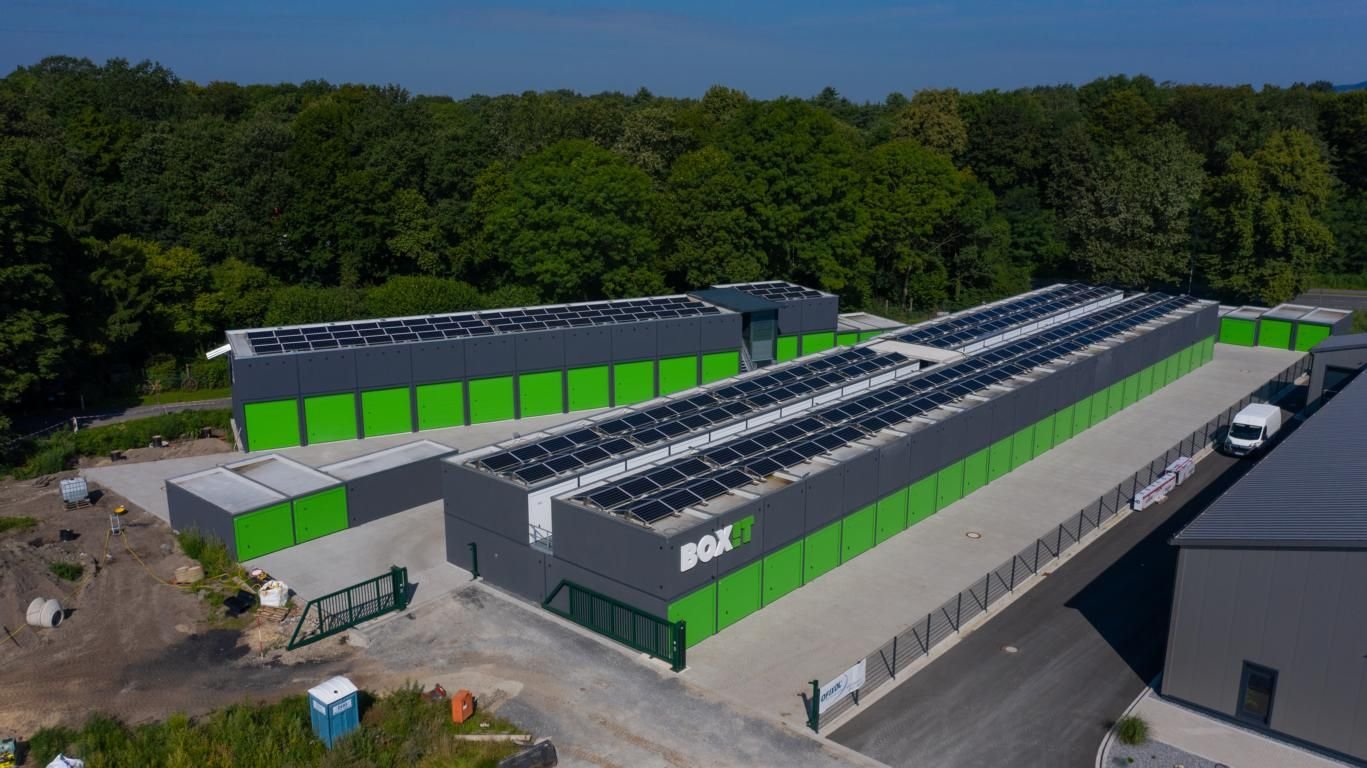  Parking in Bielefeld, Germany No. 21102