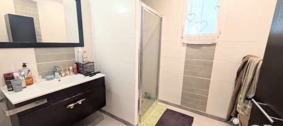 3 bedrooms House in Chateaurenard, France No. 345928 7