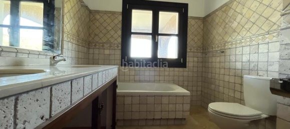 4 bedrooms Villa in Casares, Spain No. 121098 23