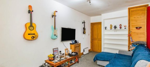 2 bedrooms Apartment in Whitland, United Kingdom No. 2239 4