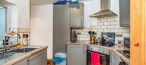 2 bedrooms Apartment in Whitland, United Kingdom No. 2239 5