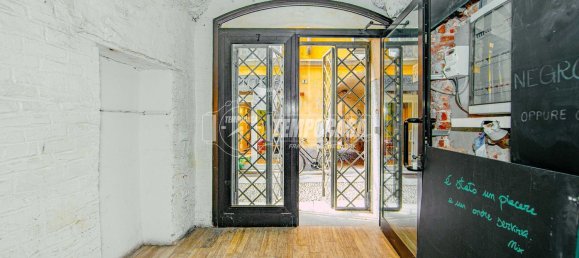 40m² Commercial property in Pavia, Italy No. 259408 5