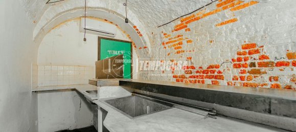 40m² Commercial property in Pavia, Italy No. 259408 7