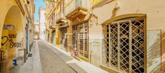 40m² Commercial property in Pavia, Italy No. 259408 12