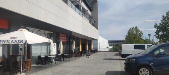98m² Commercial property in Tres Cantos, Spain No. 133864 6