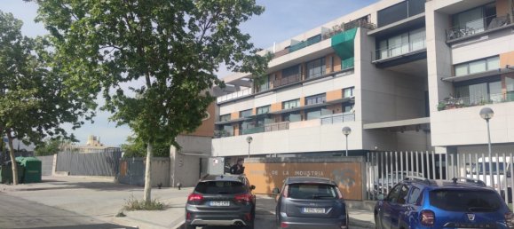 98m² Commercial property in Tres Cantos, Spain No. 133864 2