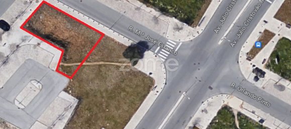 Land in Loule, Portugal No. 78548 9