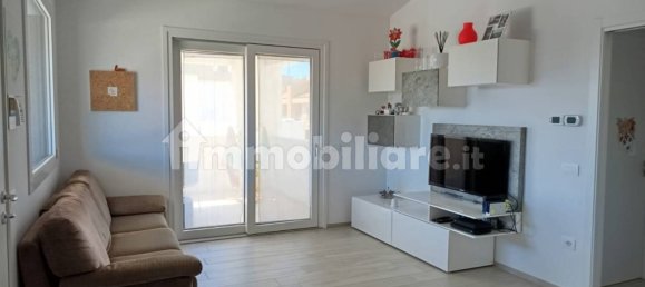 2 Schlafzimmer Wohnung in Mondolfo, Italy, Nr. 326281 2
