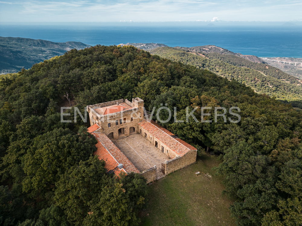 12 Schlafzimmer Schlösser in Caronia, Italy, Nr. 103980