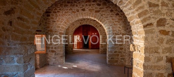 12 Schlafzimmer Schlösser in Caronia, Italy, Nr. 103980 7