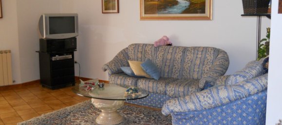 7 rooms Apartment in Arcevia, Italy No. 68164 12