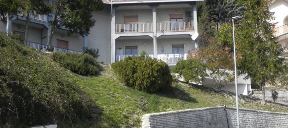 7 rooms Apartment in Arcevia, Italy No. 68164 2