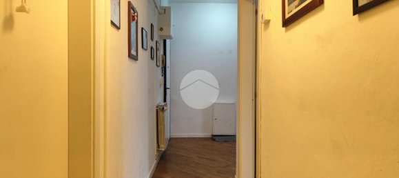2 bedrooms Apartment in Florence, Italy No. 43981 18