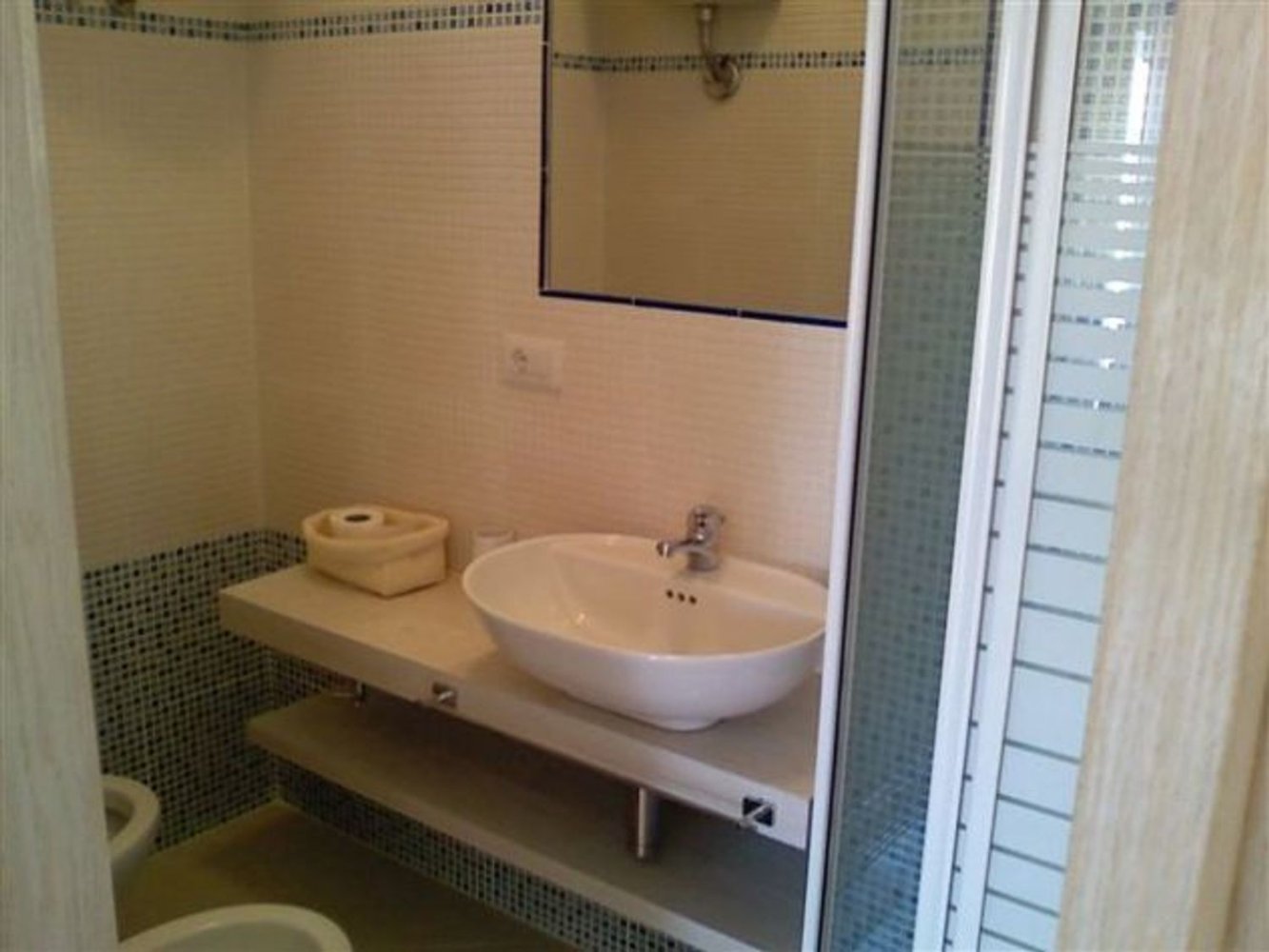 Apartamento de 3 habitaciónes en Uggiano la Chiesa, Italy No. 255322