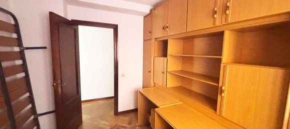 3 bedrooms Penthouse in Oviedo, Spain No. 151546 20