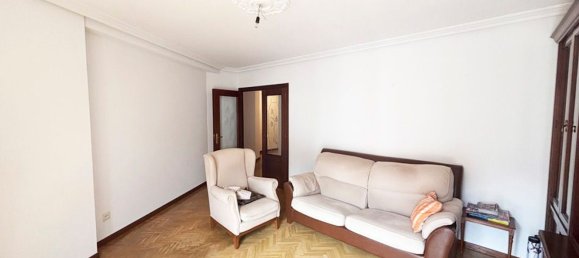 3 bedrooms Penthouse in Oviedo, Spain No. 151546 4