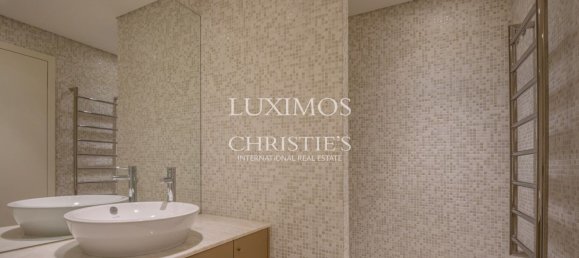 3 bedrooms Apartment in Porto, Portugal No. 94329 14