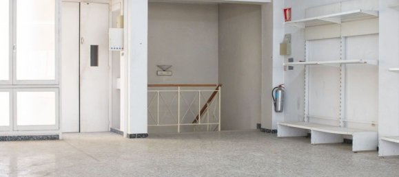 Gebäude in Torrevieja, Spain 398m², Nr. 178409 8