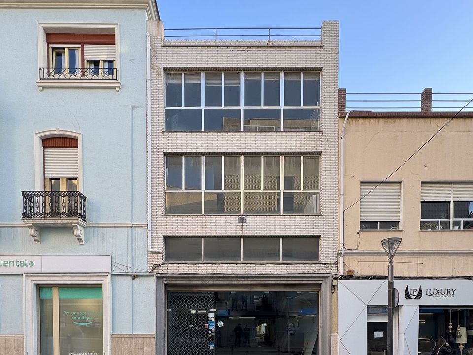Gebäude in Torrevieja, Spain 398m², Nr. 178409