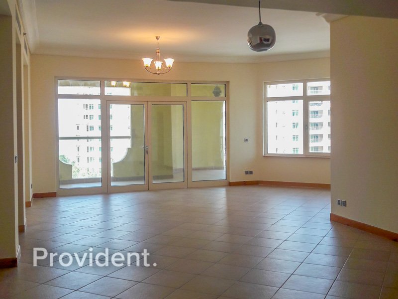 3 bedrooms Apartment in Palm Jumeirah, UAE No. 3985