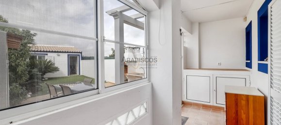 3 Schlafzimmer Villa in Ferragudo, Portugal, Nr. 132734 6