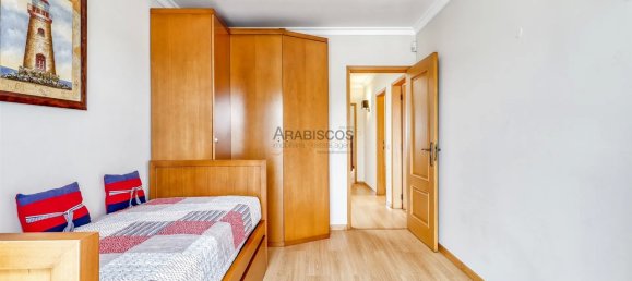 3 Schlafzimmer Villa in Ferragudo, Portugal, Nr. 132734 11