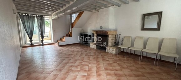 4 Schlafzimmer Haus in Doue, France, Nr. 298437 2