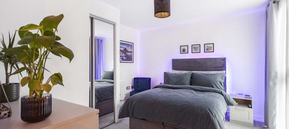 2 Schlafzimmer Wohnung in Twickenham, United Kingdom, Nr. 8537 3