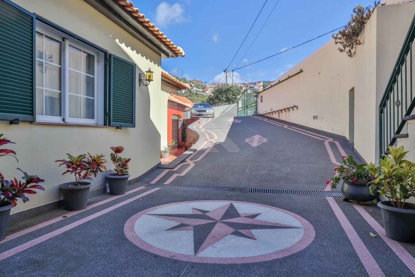 Casa de 4 dormitorios en Ribeira Brava, Portugal No. 178632