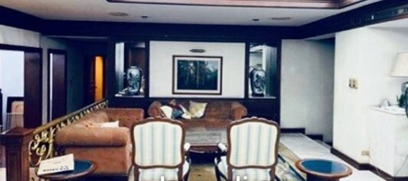 Commercial property in Khlong Toei, Thailand No. 14243 4