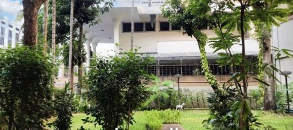 Commercial property in Khlong Toei, Thailand No. 14243 9