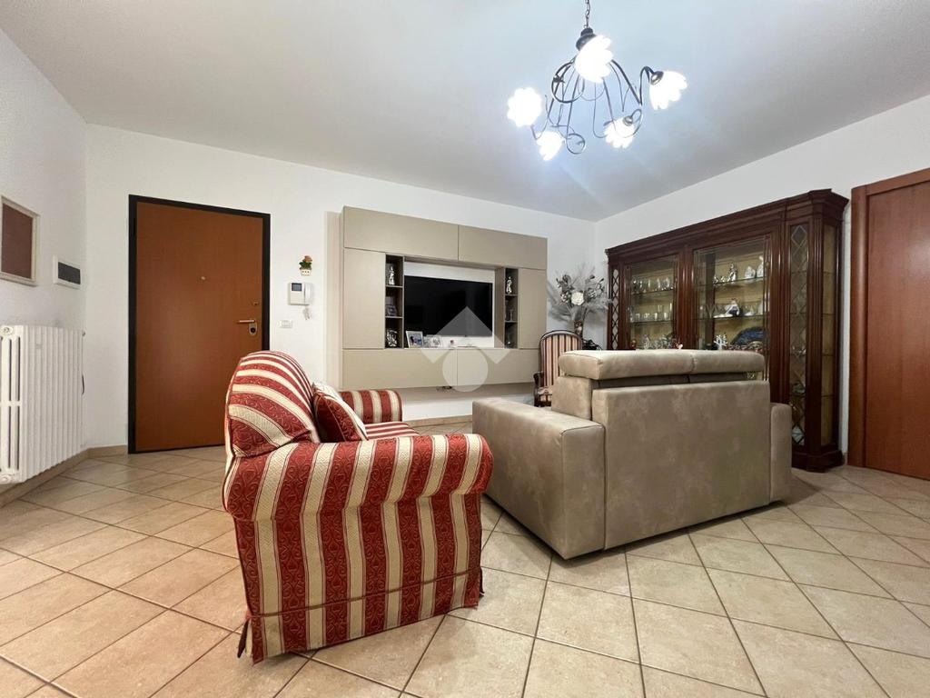 Квартира с 2 спальнями в Мезанье, Италия № 58769